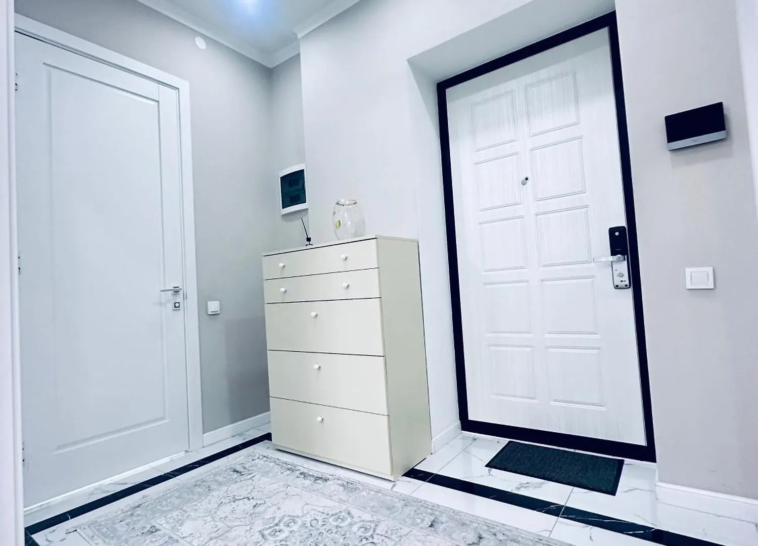 Жк4 You Двушка Район Меги Розыбакиева Almaty Apartment